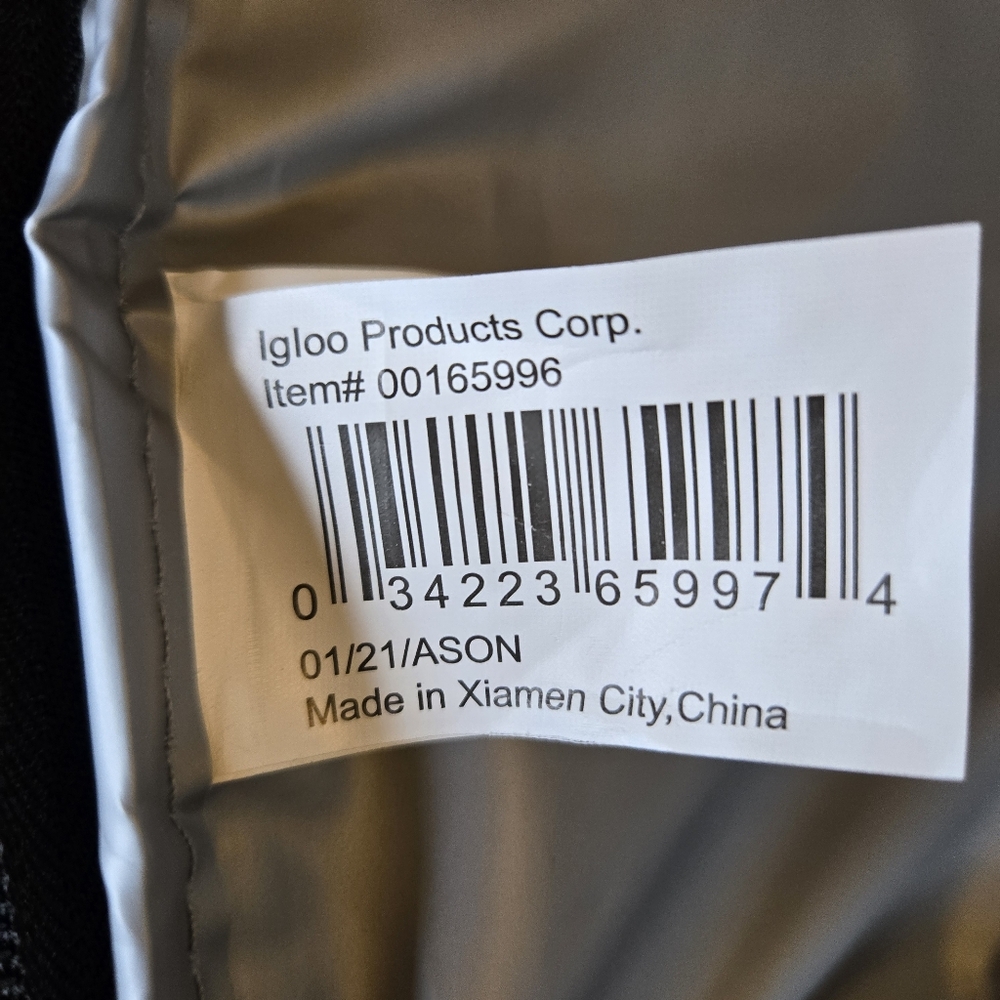 Igloo Repreve Backpack Cooler - image 8